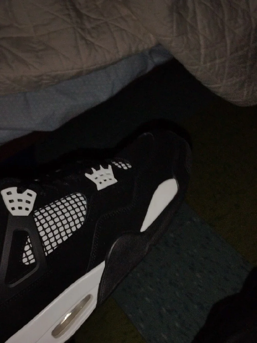 Men's Air Jordan 4 White Thunder dead Stock